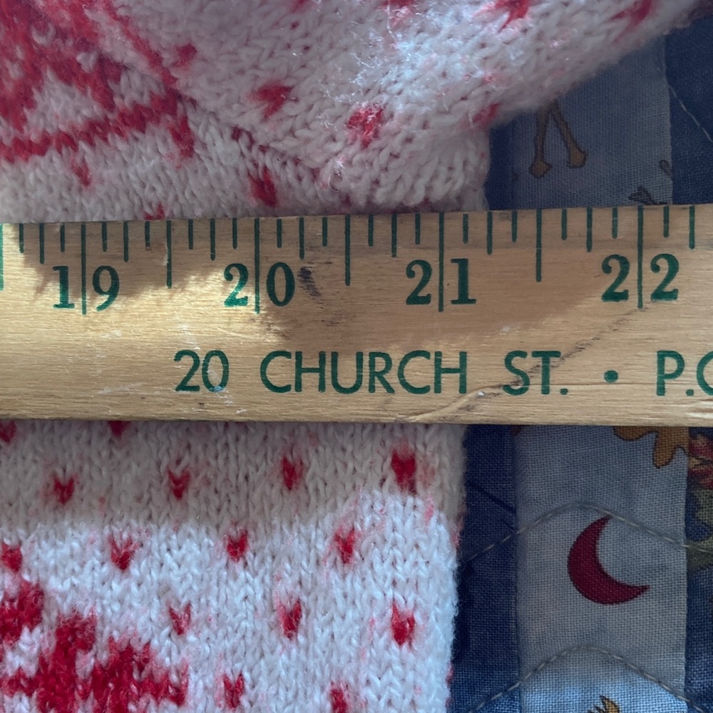 Old Navy festive holiday red & white fair isle women’s M cardigan reindeer snow - Picture 7 of 10